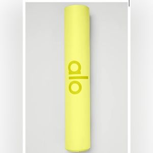 Alo Yoga Warrior Mat